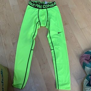Mens Nike compression tights - size L